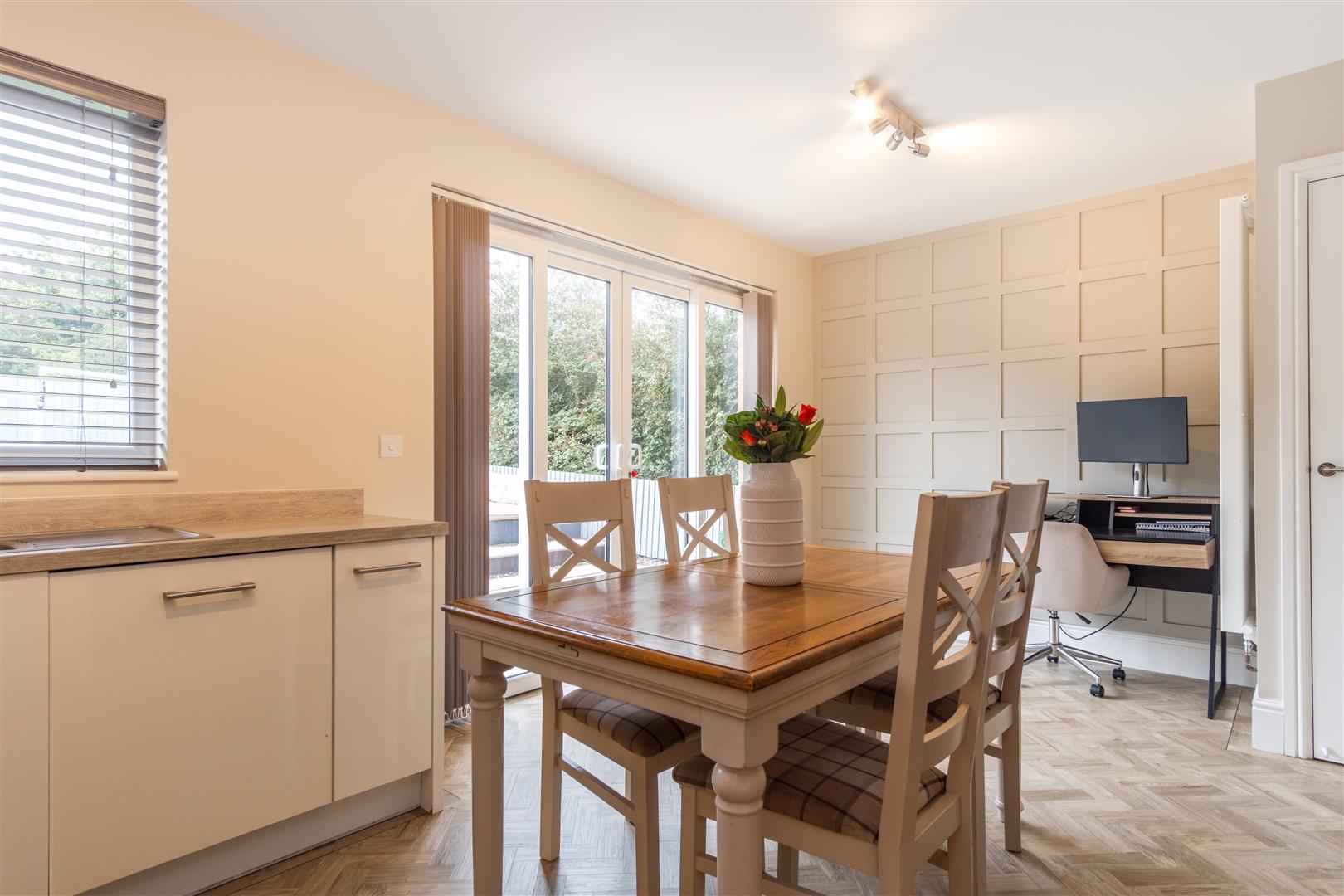3 bed property in Parkhurst Avenue, Leyland